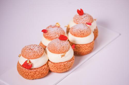 Paris Brest - Taro Caramel